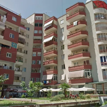 Lydia's 3 Bedroom Flat In Apartment Tirana